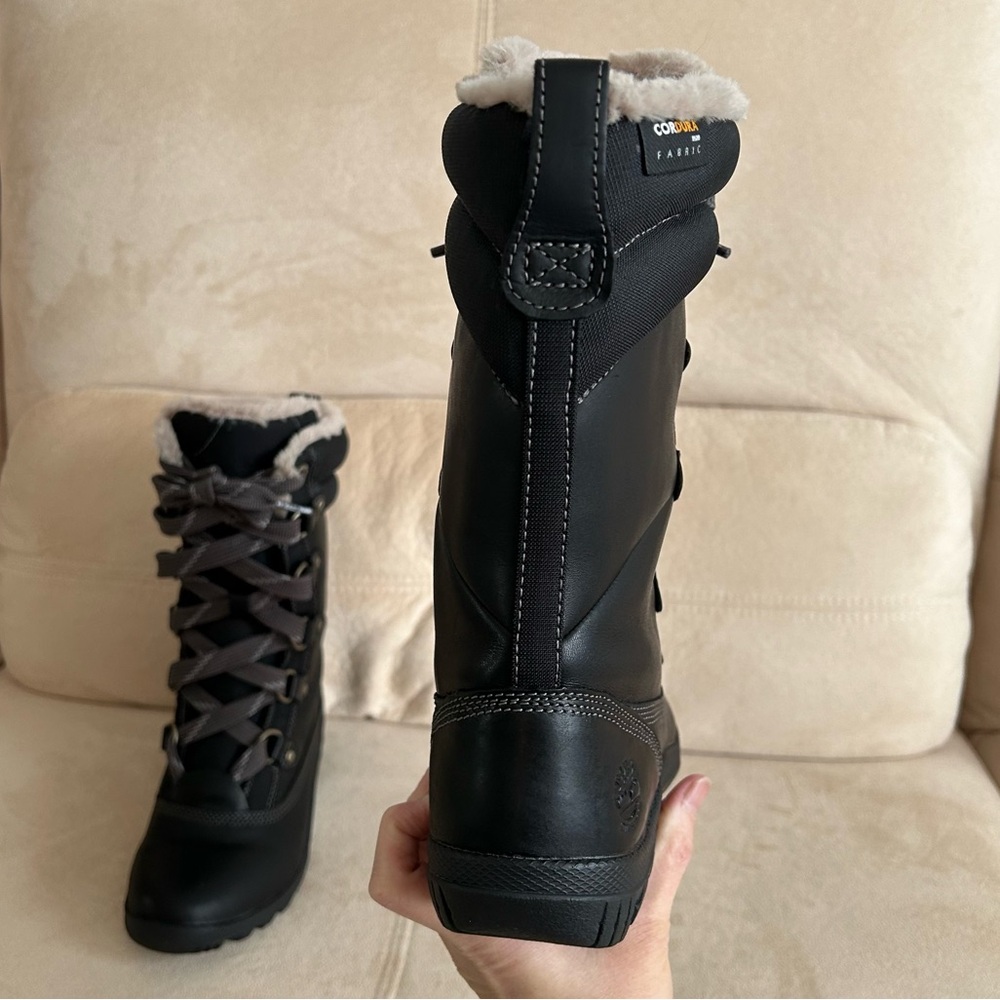 Like New Timberland Women's Earthkeepers Comfy Warm Stylish, Waterproof Boots - Picture 15 of 16